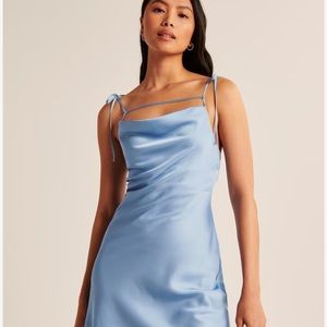 Satin Cowl neck Mini Dress With removable Strap 🦋🦋